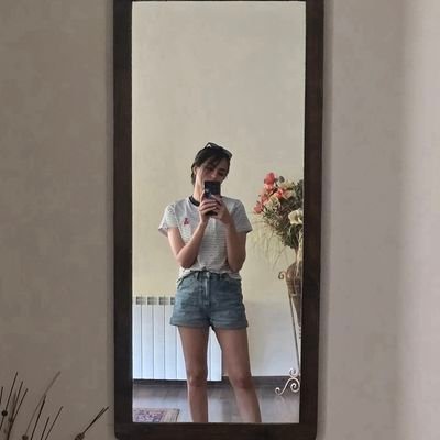 sahellly's profile picture. The stranger in the mirror.