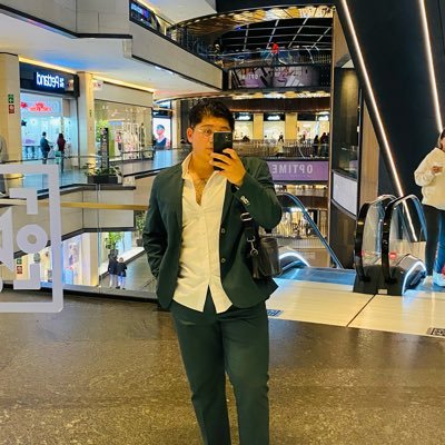 jhossingle15's profile picture. 🍍🍍🍍🍍 20, gusto por los tríos,acepto propuestas, CDMX centro, libre los fines🫦