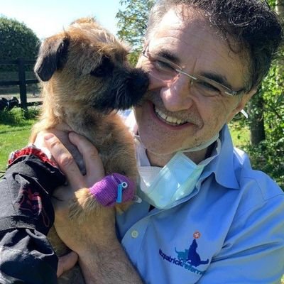 supervet, cat dad, professor, author, dreamer. Here for the animals. 🐕🦺🐶🐾#surpervet.