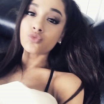 serymoonlight's profile picture. ∞︎︎ ☼ 𖦹 ⋆｡˚⋆ฺ ♡ good at overthinking with my heart