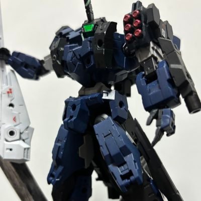 フルスクラッチをメインに活動する初めて3年の新米モデラーです「無いなら作る」をモットーに日々精進して参りますどうぞよろしくお願いします多趣味です