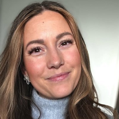 Wife and proud mother of 2 beautiful daughters, crypto expert, catholic woman,memes,politics and https://t.co/VP7mZRz0bM God & country🇺🇸❤️Prayer & faith very important