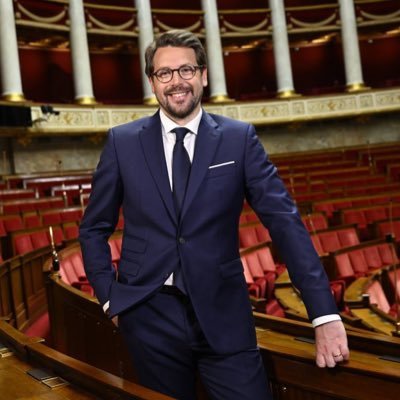 Député Nouveau Front Populaire • Porte-parole du groupe Écologiste et Social • Génération.s • Papa poule • Mon actualité 📲 https://t.co/0ygrFcXj5c
