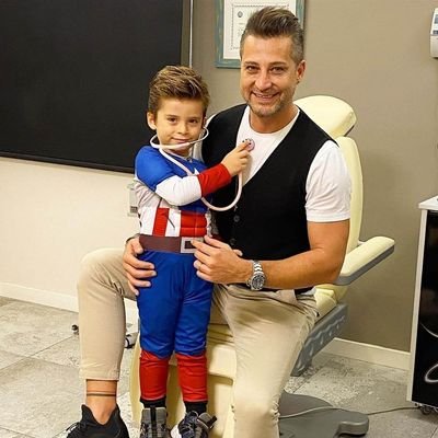 I'm a single father with 2 kids
I am a surgeon