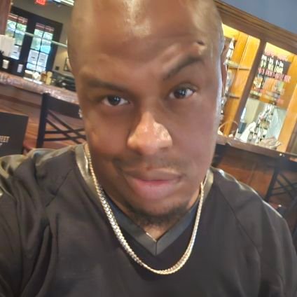 MARRIED @ThaBearKing 10/21/23 🏳️🌈 MISSISSIPPI BORN ♥️ APPRECIATIVE of the MALE BODY with NO DISCRIMINATION but Respect