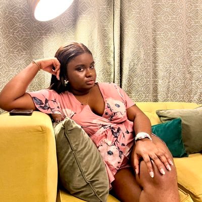Public Health student | Foodie🍴 | Cat addict 🐾 | Barcelonista since 2001 ❤️💙 | Allergic to drama🙌🏾