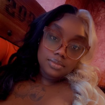 walking around with aspirins in my purse. 😊 virgo sun, aries moon. enjoy the ride. i provide character development for men.💋 My DMs are BROKEN.