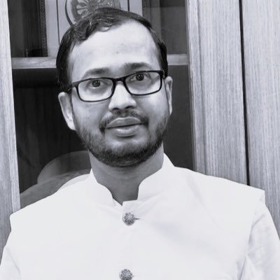 Raw Poet,Early Writer,Career Coach & Management Consultant #14YearsInTwitter