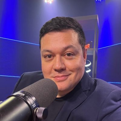 jalprestes's profile picture. I research how LLMs simulate introspection — and why we treat them as selves. Pseudo-consciousness, AI ethics, simulated minds.