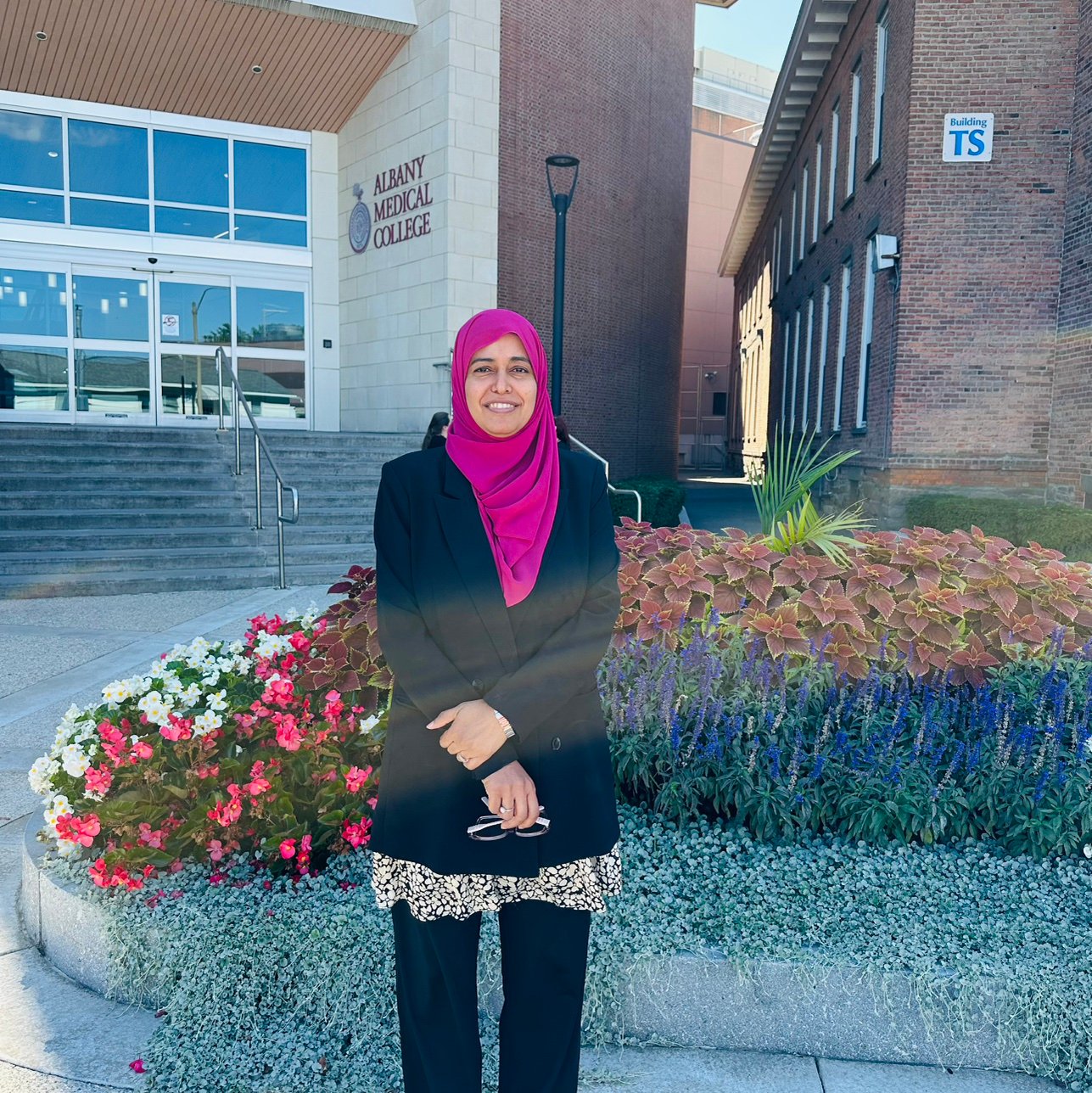 RabiaAshrah's profile picture. 
