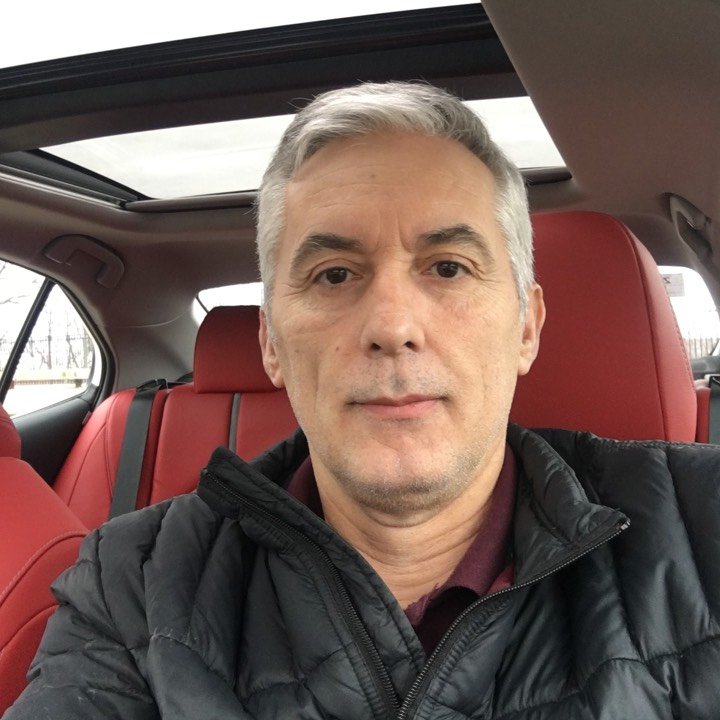 tgm6o47775's profile picture. Appels urgents uniquement