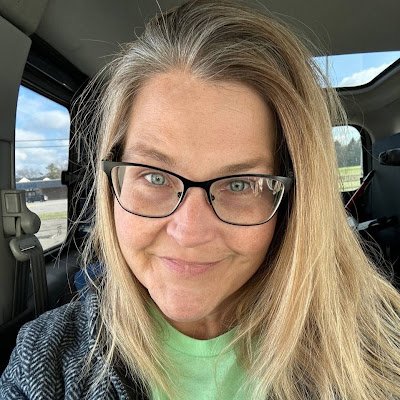 CatherineW91330's profile picture. 