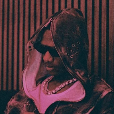 oduwa_07's profile picture. More love less ego❤️