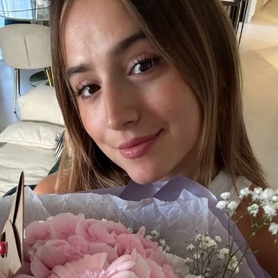 бережёного бог бережёт, а меня бережёт @uberiteribu 🩵 ⁴ ¹⁶ ²³ ⁴³ ⁵⁵ ⁶³ ⁸¹ | @rawencherry 🍒