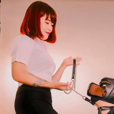 Spanking 喜愛|繩手| D/s |預約須知 https://t.co/POFhj4O24B|項目皆可討論,請表明來意,並附上自介詳述關於你。 #BDSM #女王 #收費 #調教