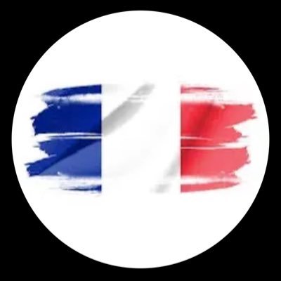 Il faut Interdire la double nationalité, limiter les allocations familiales à 3 enfants, faire un référendum sur les signes religieux dans l’espace public.