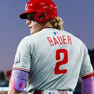 Baseballgal4822's profile picture. dog mom to Tator and Harley, love music and baseball ⚾️ ❤️ Phillies #2