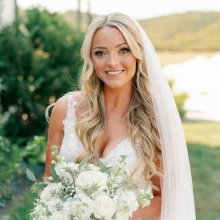 delayne_w_photo's profile picture. Capturing life's precious moments

Newborns | Families | Seniors | Engagements | Maternity

Let's make memories together

DM to book your session