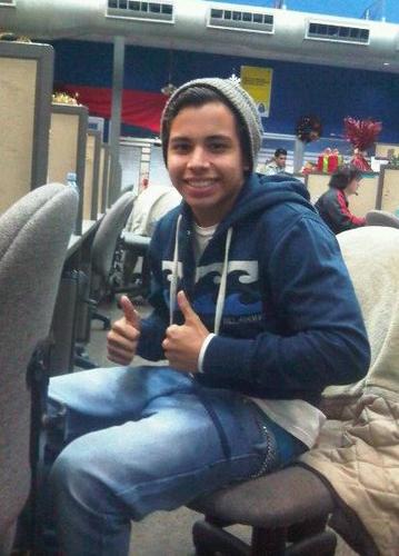 CollinChiat's profile picture. Relax ;)