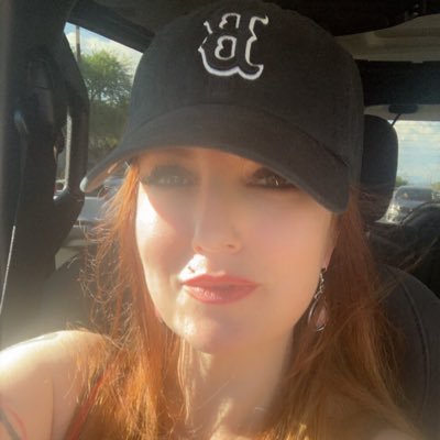 SarahRRBarker15's profile picture. 