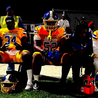 CoreyRandolphJR's profile picture. 6’3 277lbs | C/O 2027 | Simeon HS | DL | 3.8GPA | coreyrandolph09@gmail.com | HC : @SinqueTurner | #52 | 12” Hands | 📲: 225-258-3393 |