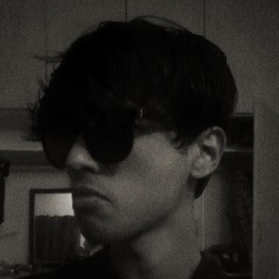 Dork + wisecracking sagi ♐ + loser ✧ Visca el Barça ⚽ ✧ cinema ✧ music ✧ comp sci 🧌 ✧ Kafkaesque 🖋 ✧ Forza Ferrari 🏎 ✧comics/manga