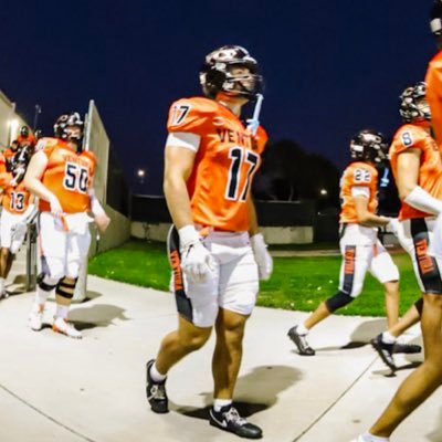 Bodefauskee06's profile picture. SS/OLB @vcpiratefb