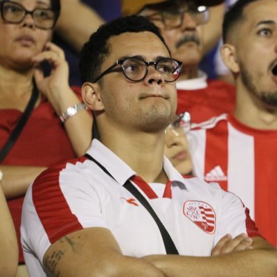 Prefiro conversar sobre a vida, a paz e a guerra.
👶🇦🇹⚽🏁🍻