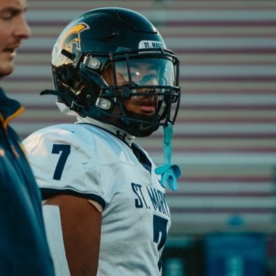TyrenHoeun6's profile picture. St Mary’s HS | MA📍'26 ⭐️ | 3.6 GPA | 5’9 | 195lbs | RB/OLB | NCAA ID-2401200673 | email:tyrenhoeun6@gmail.com📲 339-500-0114 |