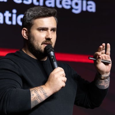 Tomazin__'s profile picture. Executivo de RH│Palestrante│Startup Advisor | Trends em Total Rewards, People Analytics, Liderança & Future of Work | Provoco líderes a pensar diferente