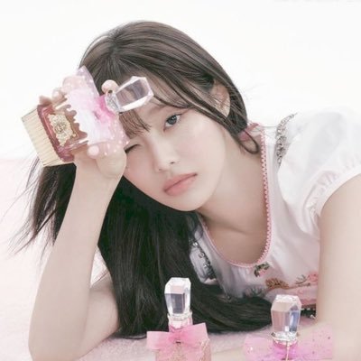 16 || she/her ⠀ ⠀ ⠀ ⠀ ⠀ ⠀ ⠀ ⠀ ⠀ ⠀ ⠀ ⠀ ⠀ ⠀ ⠀ ⠀ ⠀ ⠀ ⠀ ⠀ ⠀ ⠀ ⠀ ⠀ ⠀ ⠀ #츄 ⸝⸝ #최리 ⸝⸝ #온다 ᥫ᭡