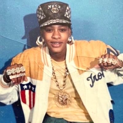A photo x visual x audio x soulful dedication to the Concrete Goddess that shaped the culture in America - A REPRESENT Project