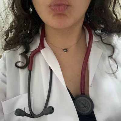 MUSTAFA KEMAL ATATÜRK | stj. dr. 🙆🏻♀️🩺 cerrahi istiyorum kedilere asigim ve de pizzayi seviyorum