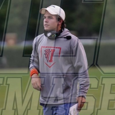 Genesis 28:15 | Offensive Coordinator / QBs / RBs @LetsGoICC_FB | Mississippi State Alum 22’ #FeedTheDawgs