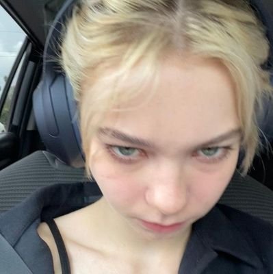 vaporsoty's profile picture. how did we end up here?