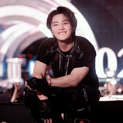 𝘵𝘩𝘪𝘴 𝘶𝘴𝘦𝘳 ᴏʙꜱᴇꜱꜱᴇᴅ ᴀɴᴅ ꜱᴘᴇᴀᴋꜱ 24 hour about #Kpop #BL 240208 ♡