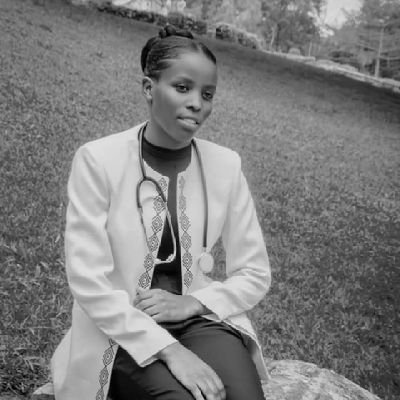 ✨Arsenal where my heart belongs ❤️🤍
⚽ ready to cook your small clubs 😁😅
🩺🥼 medical student
🏥 daily health tips to make you free from any disease 🤍