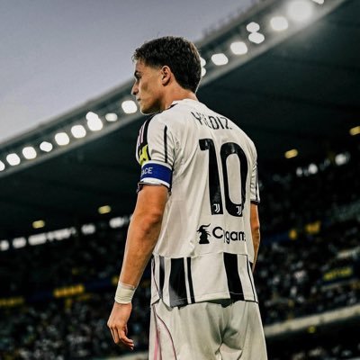 MeesoTm's profile picture. لا اله الا انت سبحانك اني كنت من الظالمين ..