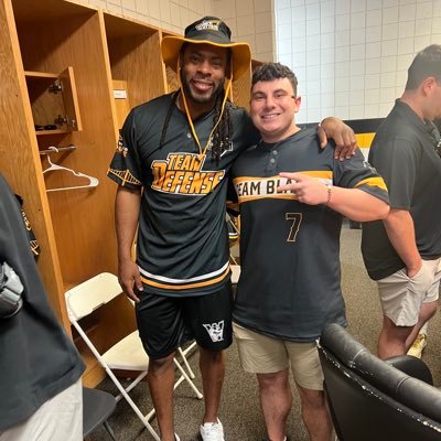 covering the Steelers for @steelernation ✍🏻 | WVU alum | 25 | I enjoy wagering on sports responsibly | sports card collector | 🇬🇷 Jesus is KING