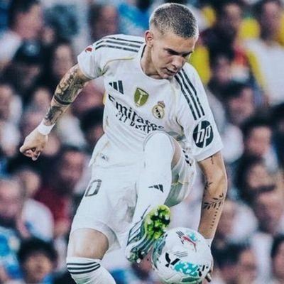 Pensando en la 16. Si no te gusta el fútbol no eres de fiar.