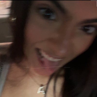 CilianMeFodeDi4's profile picture. anthony bourdain daughter