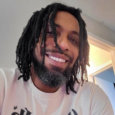 HazelEyeDevil14's profile picture. Very random and very honest. ♐️☯️