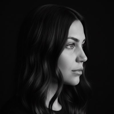 la1anaa's profile picture. 