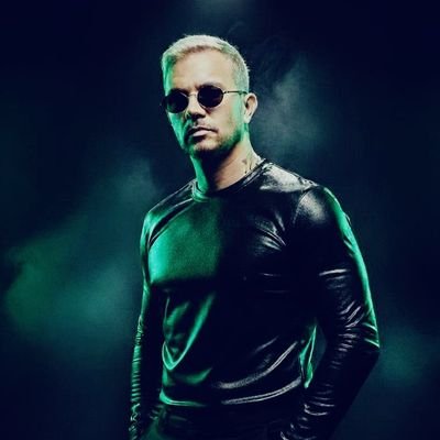 Djklaussbruno's profile picture. Carioca em busca de nada ou de tudo.
DJ and Music Producer. Great lover of electronic music.