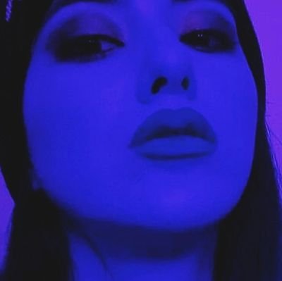 minero2612's profile picture. درختِ بی ثمر
(سَرو)