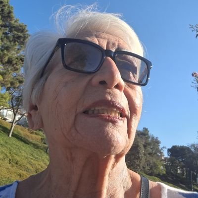 Motivos H & S además soy abuela de 4 Príncipes hermosos, Soy Feliz.!!!! 💓
