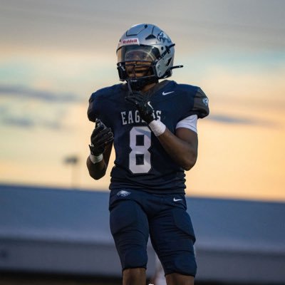 DB/ATH H: 5’11 W: 165 JulianDerrickWhite@icloud.com Freshman Season Highlights: https://t.co/7AF1DcUk1N