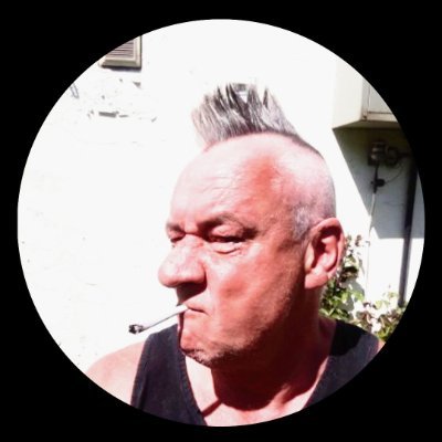 Politically homeless. follow as many as poss, love to read other peoples opinions😀