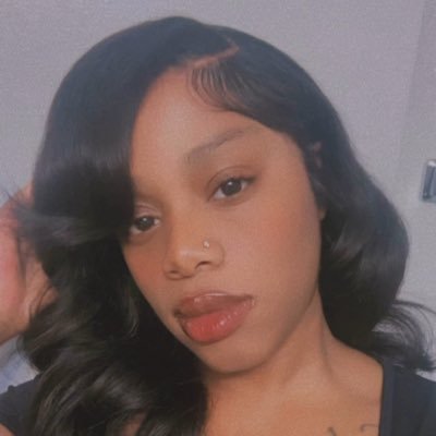 theyhateshara's profile picture. 1ofNONE 🦋