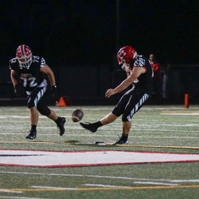 HenryJ_Hughes's profile picture. C/O 2026| 4.5🌟K/P| OL|Maine South High School|3.83GPA|847-800-1501| 325Bench 520Squat|295Clean|4.9 40yd| NCAA ID#2503528135